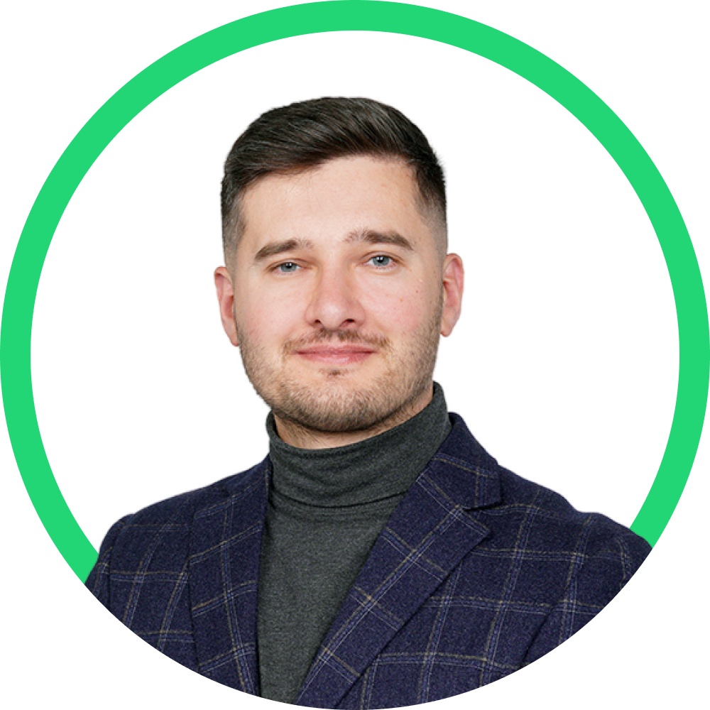 Paweł Pawęzka - Senior Marketing Consultant
